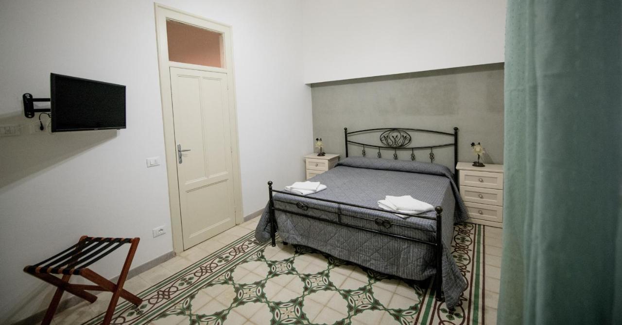 Staiti Apartments Трапани Екстериор снимка